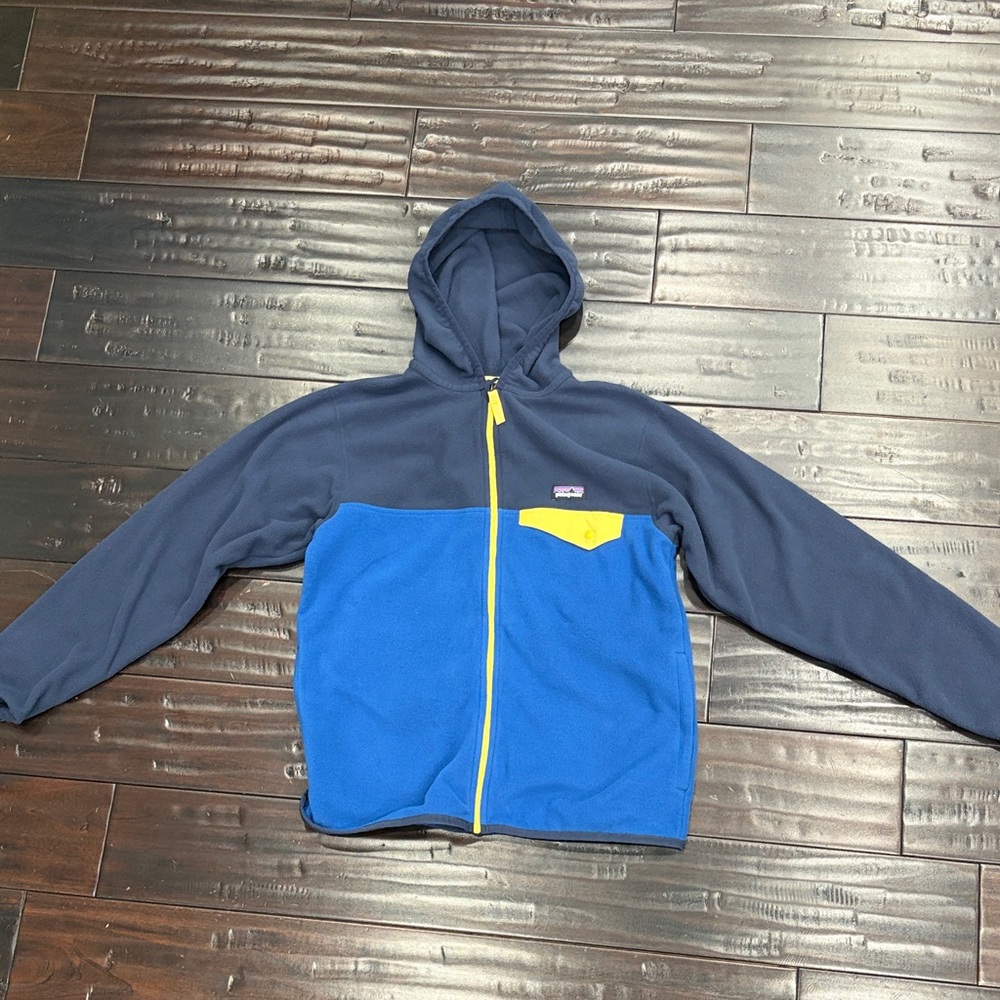 Patagonia Kids Blue and Yellow Hoodie